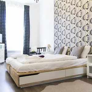 Appartement Bright 2br&ac At Astoria, Budapest