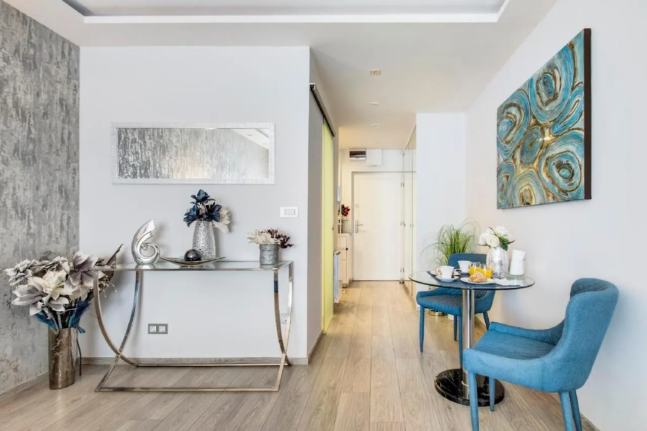 Danube Corso Boutique Apartment Budapest 0*,  Magyarország